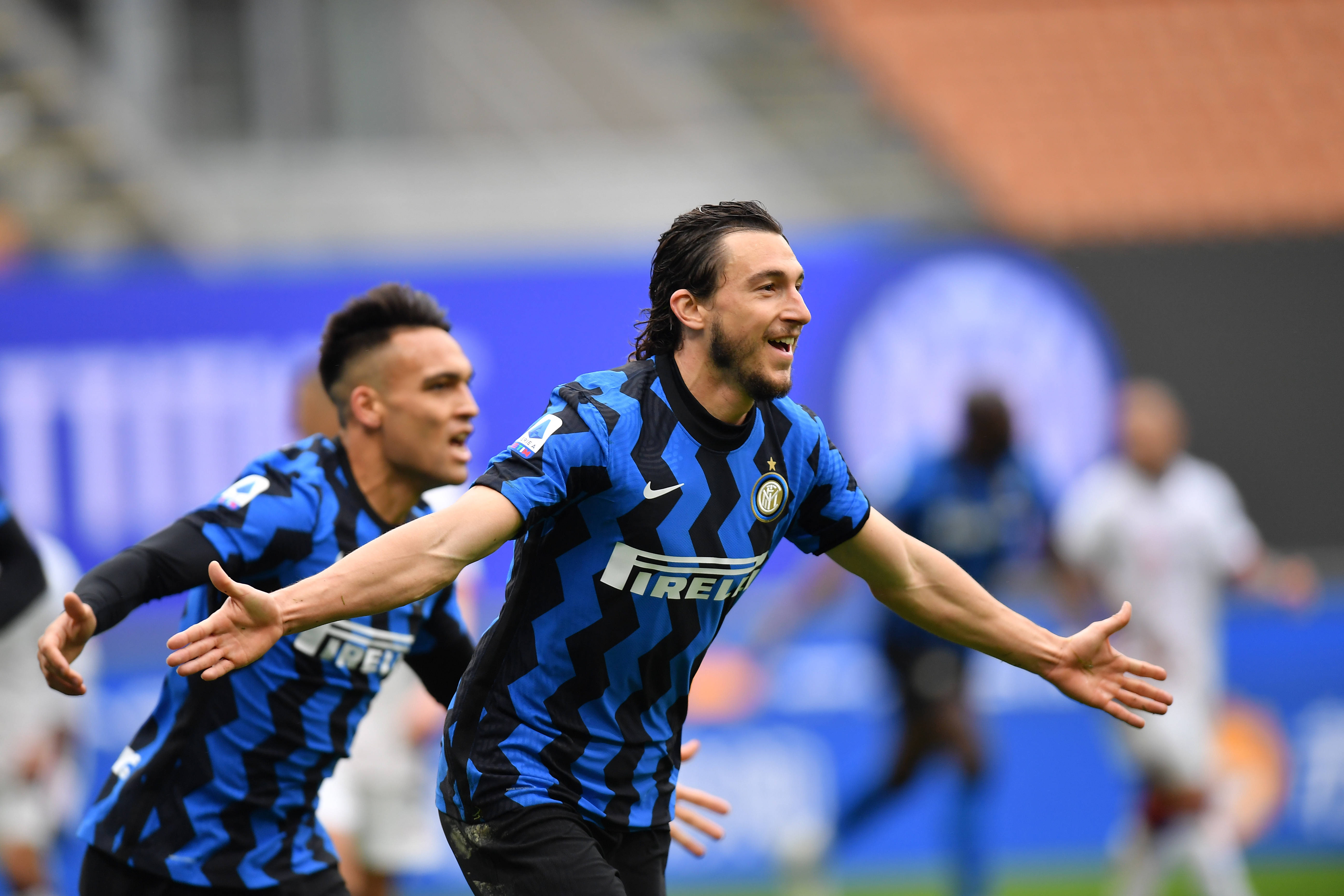 国安四老谈合影：18年足协杯决赛就我们四个在队里，留个纪念（国安四老合影忆2018足协杯：决赛时队内仅剩我们四人，特留纪念）