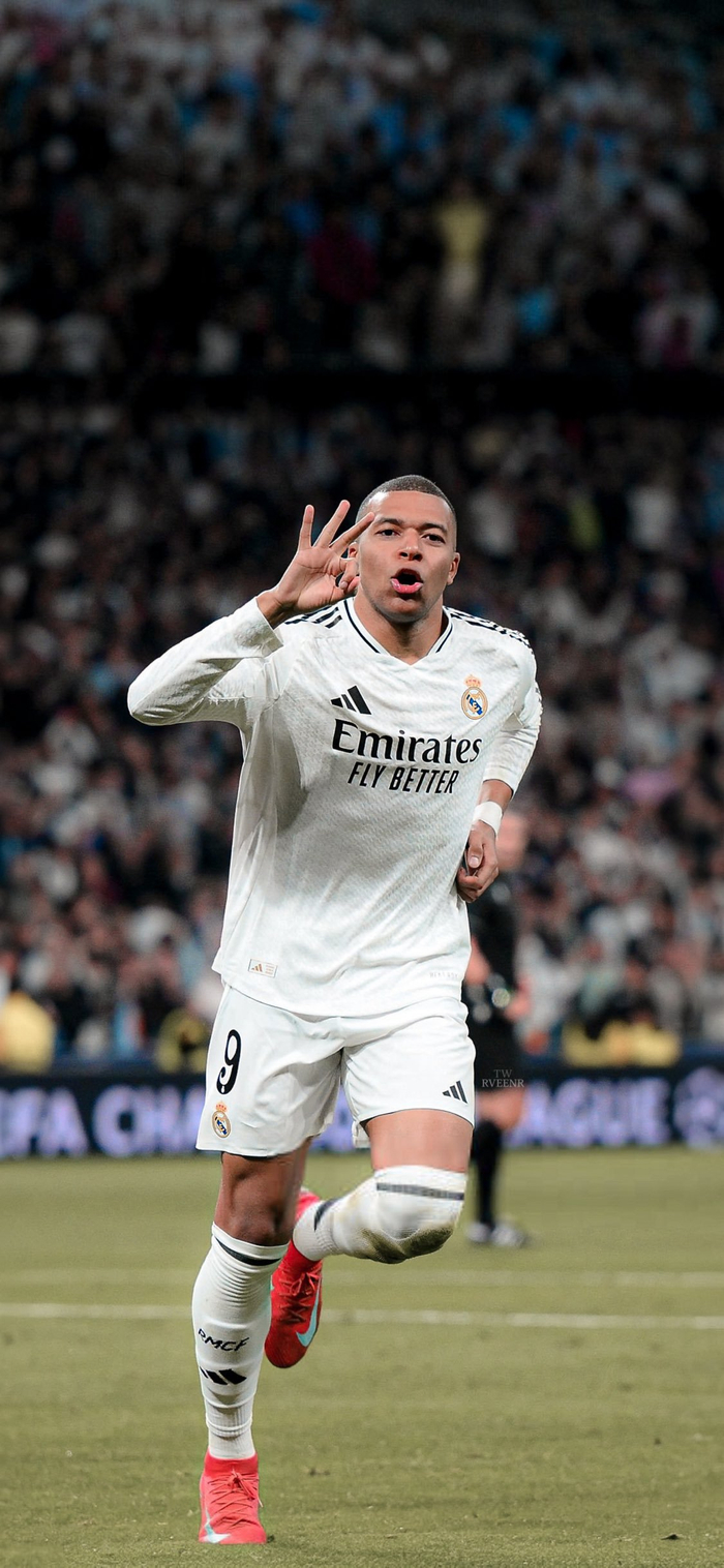 意大利杯半场：巴希奇远射造险，拉齐奥暂0-0AC米兰