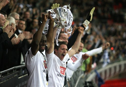 前意甲主帅：DV9是意甲最强前锋；尤文限制了洛卡特利的成长（前意甲教头：DV9堪称意甲最强中锋，尤文束缚了洛卡特利的成长）