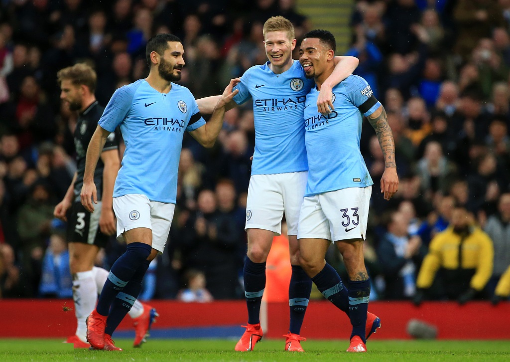 系统局了？柔佛全场狂轰48脚12射正未破门，海港仅6脚射门