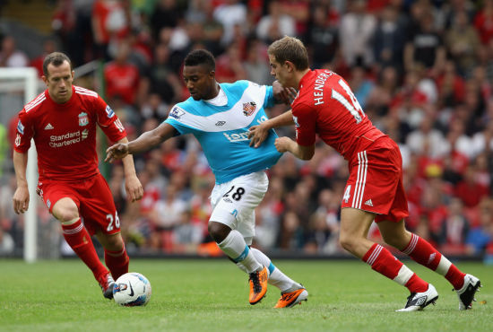 在与新西兰女足的友谊赛中，克尔受邀在一位球迷的孕肚上签名