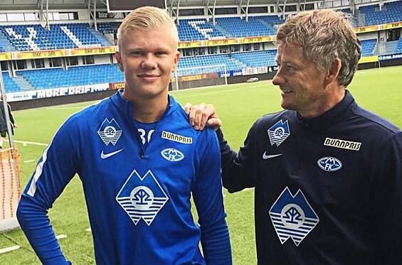 萨里：评价裁判只会让我被禁赛，冬窗转会传闻都是烟雾弹（萨里：一旦评论裁判就可能遭禁赛，冬窗转会传闻多是烟雾弹）