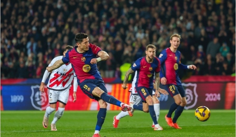 上赛季至今奥利塞德甲助攻22次，同期五大联赛第一（自上赛季至今，奥利塞在德甲送出22次助攻，领跑五大联赛）