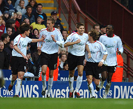 汤姆·西佛在 1969 年面对小熊队投出 8.1 局的完全比赛，震惊纽约