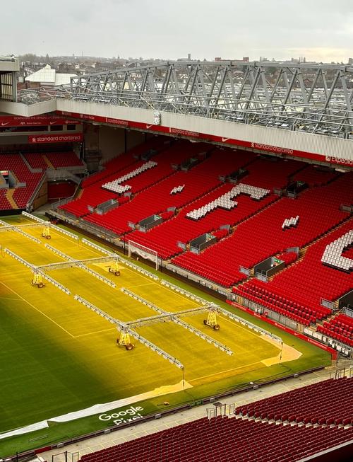 世体：巴萨已获得欧足联批准，欧冠对法兰克福将在诺坎普进行（世体：欧足联批准，巴萨与法兰克福的欧冠将在诺坎普进行）