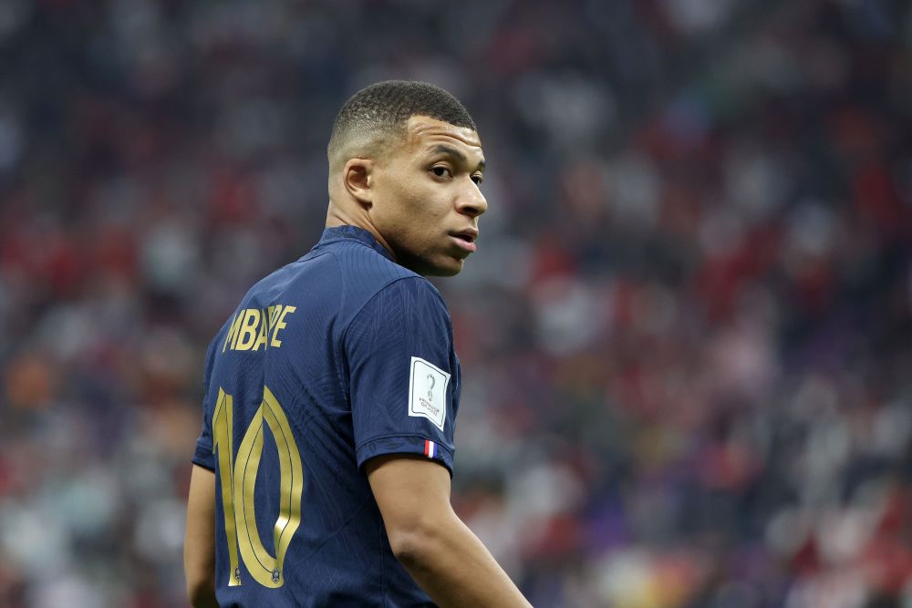 U22国足vs韩国U22：拜合拉木、汪士钦、王博豪首发，李昊出战（U22国足对阵韩国U22：拜合拉木、汪士钦、王博豪首发，李昊登场）