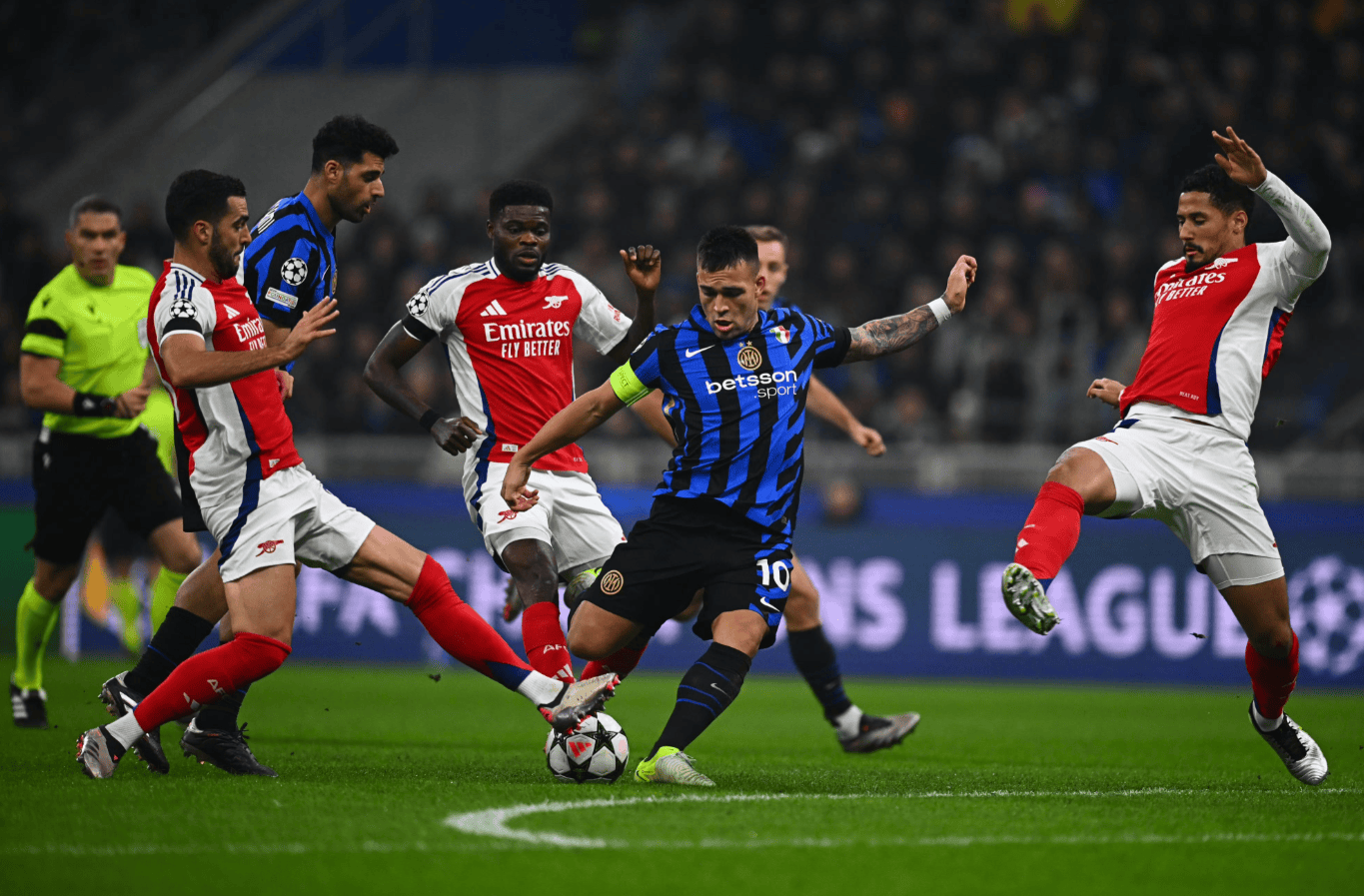 MLB》大谷翔平首打席炸裂 第4轰出炉 逼近百轰大关