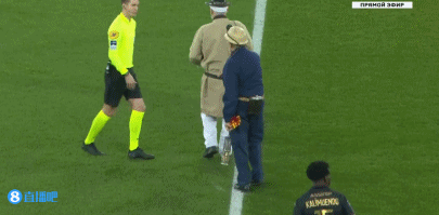 科莫队晒帕斯晃倒劳塔罗视频，后者回应差不多得了